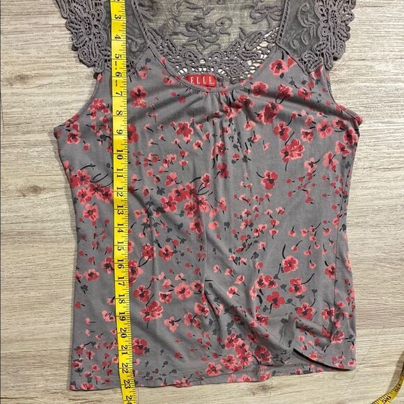 ELLE Gray Floral Lace Yoke Cap Sleeve Top S Pima Cotton Modal - Picture 9 of 10